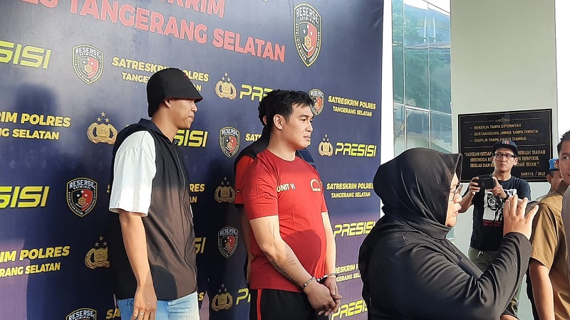 Pelaku tersangka kekerasan dalam rumah tangga (KDRT) di Serpong Utara, Tangerang Selatan berhasi diamankanTim Opsnal Sat Reskrim Polres Tangsel. (Foto: Disway)