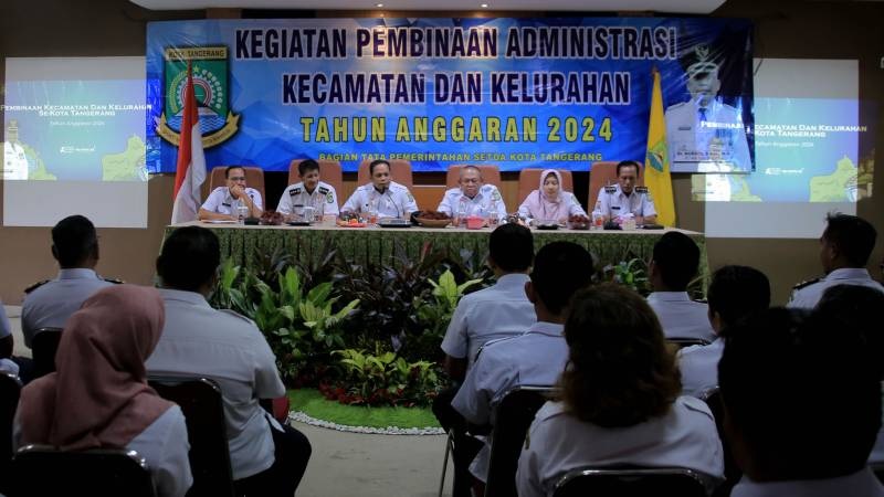 Pj Walikota Tangerang Nurdin  di acara Pembinaan Administrasi Kecamatan dan Kelurahan, Jatiuwung dan Periuk, di Kantor Kecamatan Jatiuwung, Rabu (24/1). (Foto: Dok Pemkot