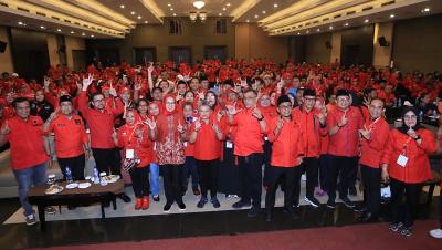 Rapat kerja cabang khusus (Rakercabsus) PDIP Kota Tangerang solid menangkan Airin-Ade di Pilgub Banten. [Foto: AMR/RMN]