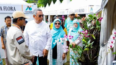 Walikota Tangsel Benyamin Davnie mendorong Tangsel Orchid Festival Jadi agenda tahunan. [Foto: Dok Pemkot/RMB]