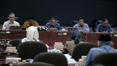 Pj Wali Kota Tangerang Nurdin menghadiri Sosialisasi LHKPN dan Penyuluhan Anti Korupsi bagi DPRD. [Foto: Dok Pemkot Tangerang/RMB]