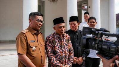 Gubernur Banten Andra Soni menerima kunjungan Kakanwil Kemenag Banten, bahas perluasan sekolah gratis. - Biro Adpimpero Banten -