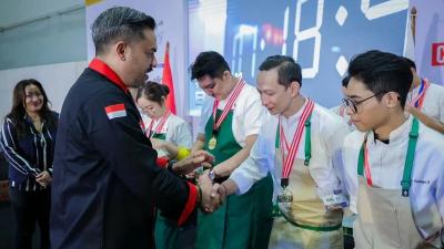 Menteri UMKM Maman Abdurahman menyerukan pentingnya sertifikasi dan standardisasi mutu demi menembus pasar global. - Foto: Dok Kemnterian UMKM -