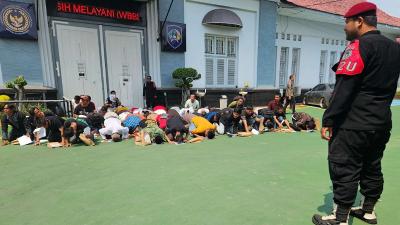 Narapidana Lapas Pemuda Kelas IIA Tangerang yang mendapatkan remisi bebas pada HUT Ke-80 RI - Foto: Dok RRI.co.id -