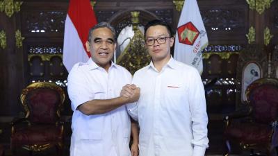 Salam Komando: Sugiono Sekretaris Jenderal (Sekjen) baru DPP Gerindra yang baru dengan Ahmad Muzani, mantan Sekjen Gerindra - Foto: Ig Ahmad Muzani -.
