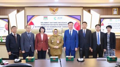 Wabup Tangerang, Intan Nurul Hikmah, menerima kunjungan resmi delegasi dari Kota Binzhou, Tiongkok, yang dipimpin oleh Deputy Mayor Qu Yuekuan. - Prokopim Tangerang -
