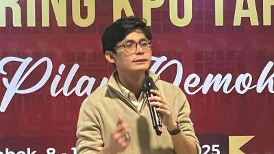 Komisioner KPU RI August Mellaz - Repro =