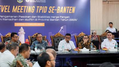 Gubernur Banten saat memimpin HLM TPID Provinsi Banten di Pendopo Gubernur, Kota Serang, Rabu (11/2/2026). - Biro Adpimpro Banten -