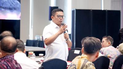 Gubernur Banten Andra Soni dalam forum Kumpul Jeung Dulur Sinergi Diaspora Banten yang digelar Salakanagara Institute di Hotel Mercure Kemayoran, Jakarta, Sabtu (28/3/2026). - Biro Adpimpro Banten -