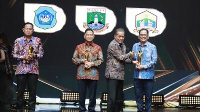 Pemkot Serang merraih penghargaan Pemimpin Daerah Awards 2026 - Foto: Dok. Pemkot Serang -