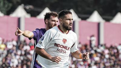 Persita Tangerang unggul 2-0 atas tuan rumah Persik Kediri di babak pertama pekan ke 8 BRI Super League -Foto: X Persita/ RMN -