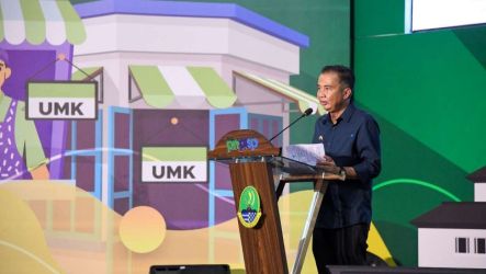 Pj Gubernur Jabar Imbau Semua Pihak Tenang Hadapi Penetapan UMK 2024. (Foto: Dok Pemprov)