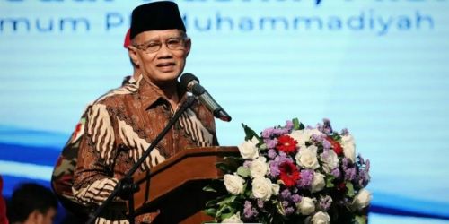 Ketum PP Muhammadiyah Haedar Nashir membuka Muktamar Nasyiatul Aisyiyah ke XIV di Bandung/Dok